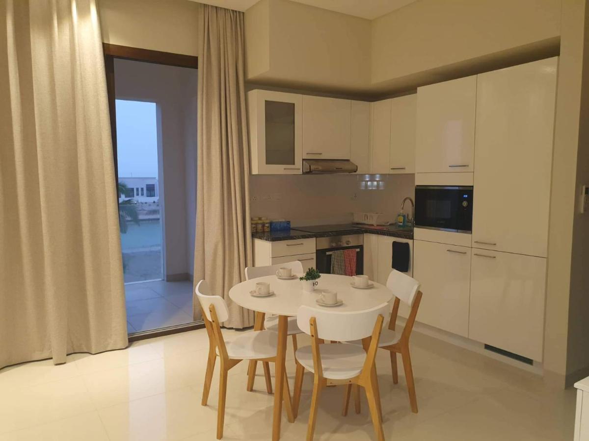 Apartment Acacia Flower Ac 8-201